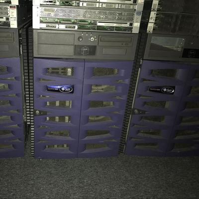 供应SUN V890服务器高清细节图——广州隆嘉信息科技专业呈现